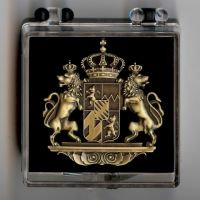Bayern Pin mit Wappen und Lwen (Geschenkbox 40x40x18 mm)