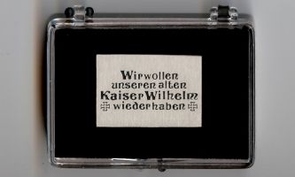 Kaiser Wilhelm II Pin 30x20 mm (mit Geschenkbox 58x43x18mm)